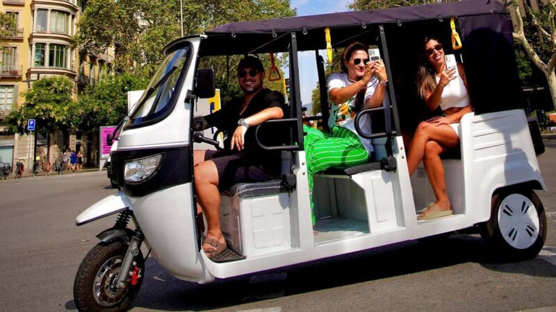 Barcelona: Small Group Tuk Tuk Tour - What We Like About the Tour