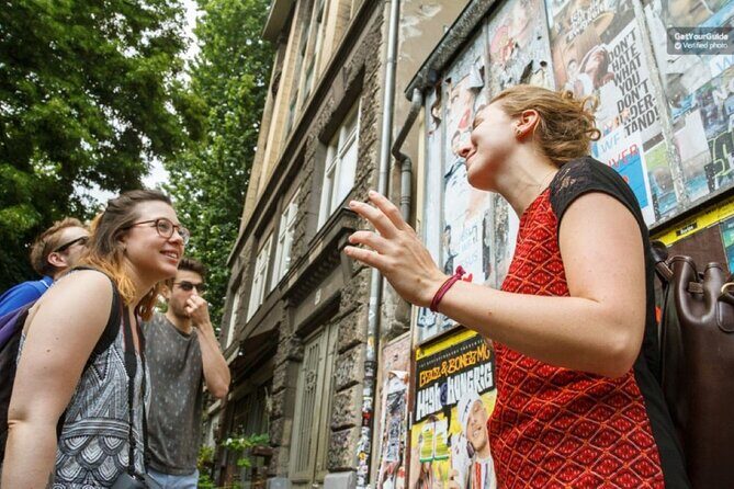 Barcelona Street Art, Graffiti and Tapas Tour - A Closer Look at the Barcelona Street Art, Graffiti and Tapas Tour