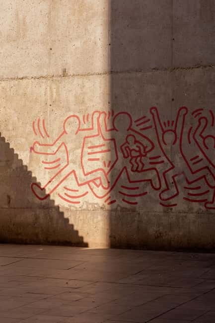 Barcelona | StreetArt Bike Tour Moco Museum - Key Points