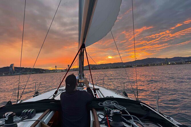 Barcelona Sunset and Day Sailing Cruise - What is the Barcelona Sunset and Day Sailing Cruise?