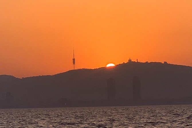Barcelona Sunset and Day Sailing Cruise - FAQ
