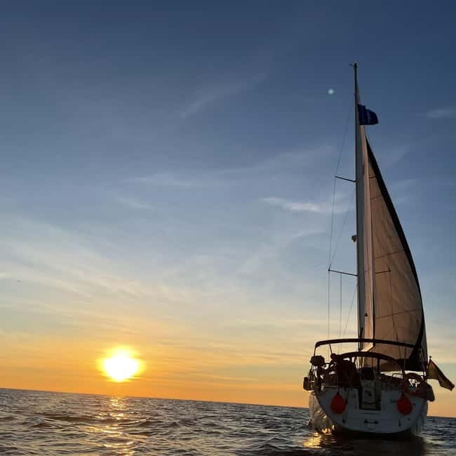 Barcelona Sunset Sailing with Yacht Sashi - Barcelona Sunset Sailing with Yacht Sashi: An Honest Look