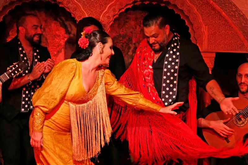 Barcelona: Tablao Flamenco Cordobes with Food/Drink Options - Drinks: one included, then unlimited depending on your meal