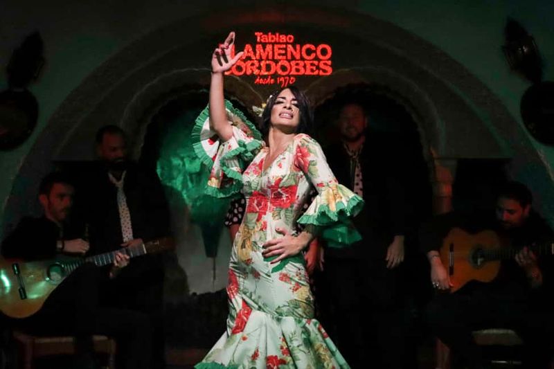 Barcelona: Tablao Flamenco Cordobes with Food/Drink Options - How long it takes and how to plan your La Rambla evening