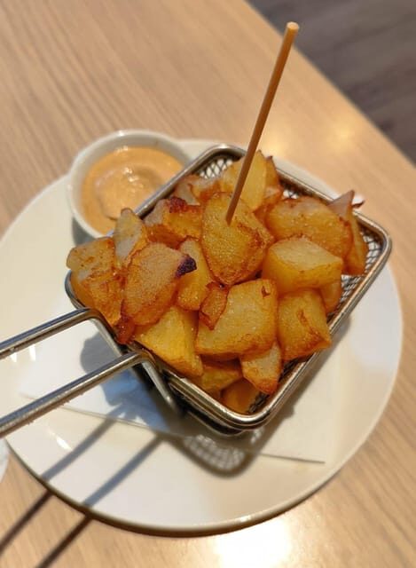 Barcelona: Tapas and Pintxos Tour with Crema Catalana - The Neighborhood and Its Charm