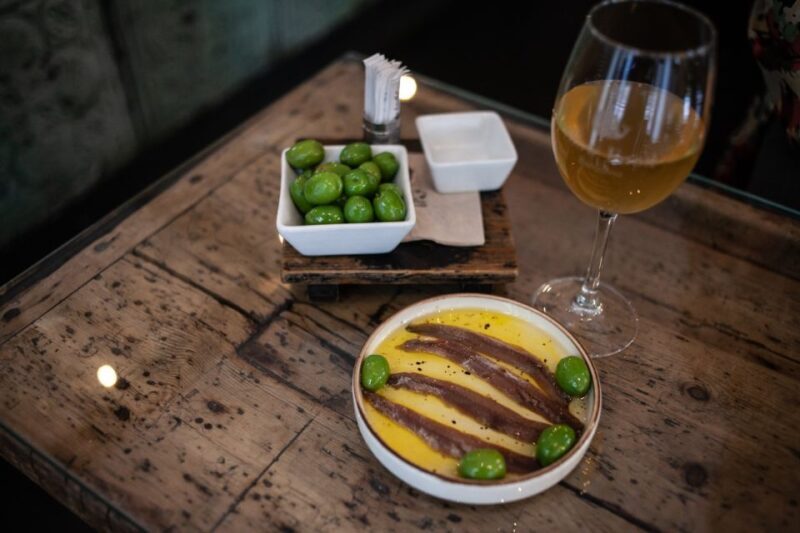 Barcelona: Tapas Food and Wine Tour in La Barceloneta - A Closer Look at the Tour Experience