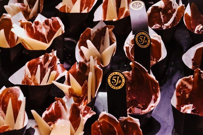 Barcelona Tapas Walking Tour: Food, Wine & History - Guide Quality: The Variable Factor