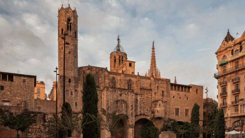 Barcelona: The Search for the Snake Stone City Treasure Hunt - Who Should Try This Tour?