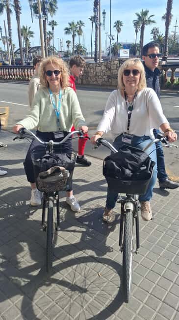 Barcelona: Tour history on scooters and e-bikes with discount cards - What to Expect from the Tour
