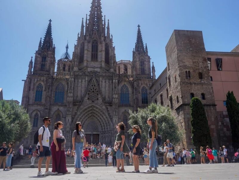 Barcelona Tour: Montjuic Cable Car & Gothic walking Tour - Frequently Asked Questions