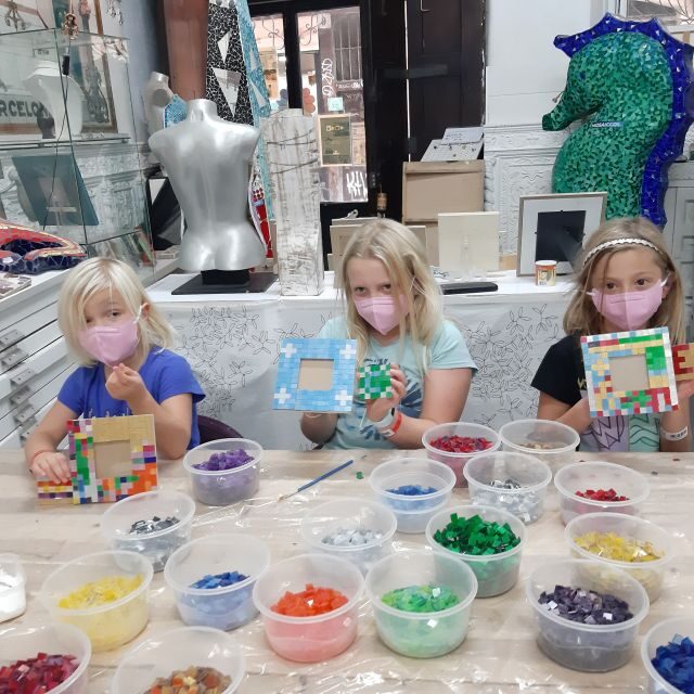 Barcelona: Trencadís Mosaic Class  Learn Gaudí's Technique - What Is the Trencadís Technique?