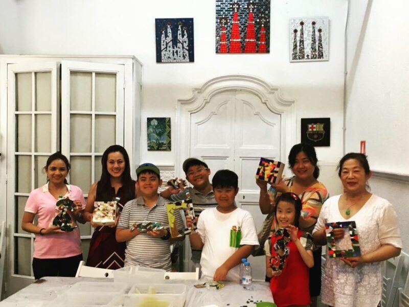 Barcelona: Trencadís Mosaic Class  Learn Gaudí's Technique - The Practical Details