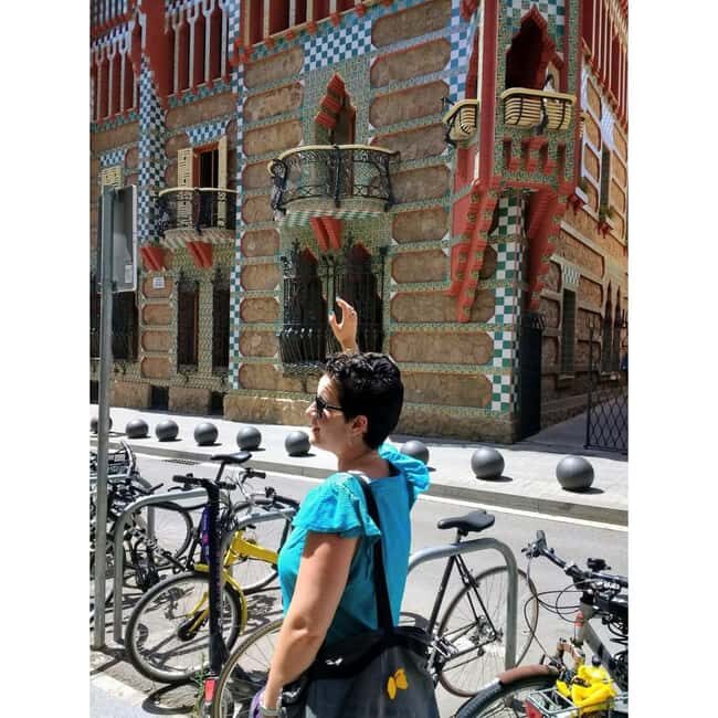 Barcelona: Visit the first house of Gaudí & "Human Towers" - Key Points