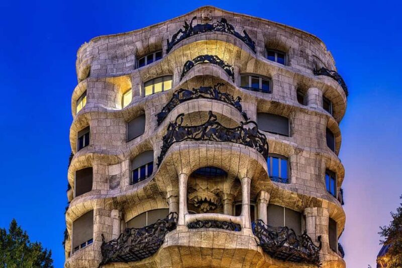 Barcelona Walking Tour: Modernisme & Iconic Architecture - Frequently Asked Questions