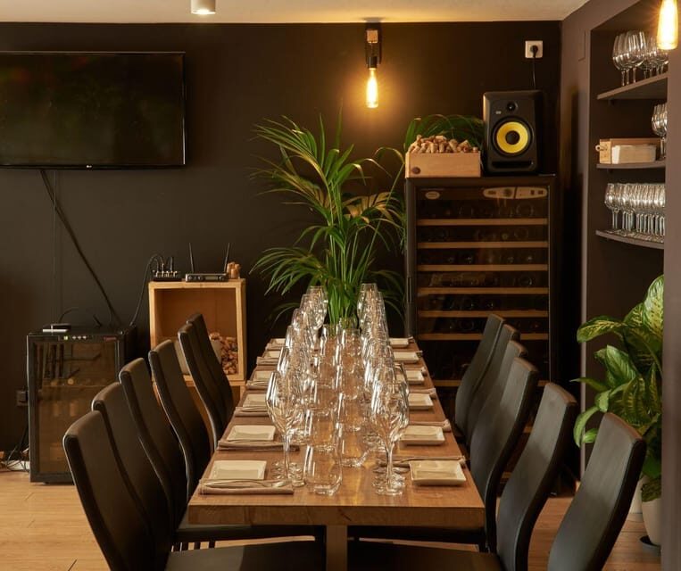 Barcelona: Wine Tasting and Tapas 5-Course Pairing Dinner - The Food and Wine: More Than Just Tasting