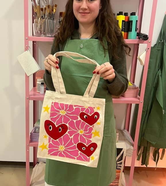 Barcelona: Women's Craft Night with Wine and Nibbles - What Is the Womens Craft Night in Barcelona?