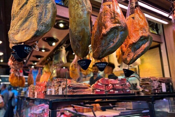 Barcelona´s Lunch or Dinner Tapas Tour: Food, drinks, happiness! - FAQs