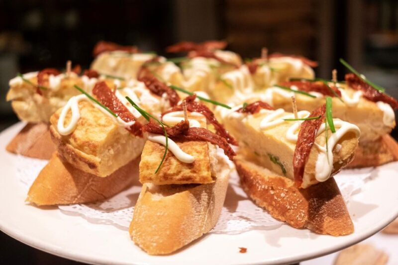 Barcelona's Old Quarter Hidden Corners with Food & Wine - Potential Downsides and Considerations