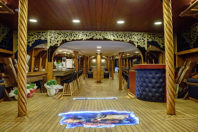 Barco De Pirata Cruise at 3 Islands in Greece - Who Is This Tour Best For?