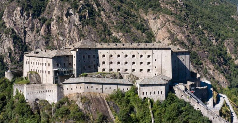 Bard: Fort Exhibitions and Museums Entry Ticket with Lunch - Who This Tour Is Perfect For