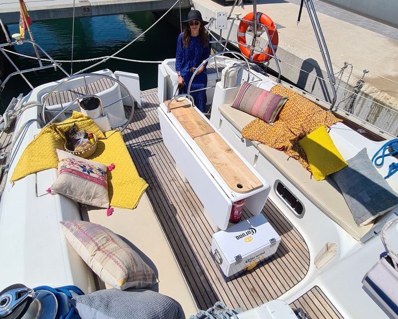 Barefoot: Private sailing cruise in Barcelona - What Past Travelers Say