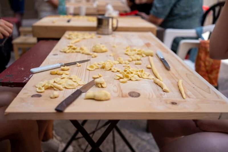 Bari: Bike Tour & Pasta Making Experience - Key Points