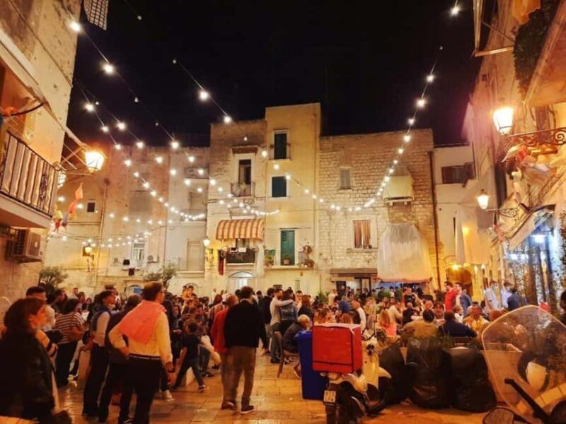 Bari: Ghosts and Legends Walking Tour - Key Points