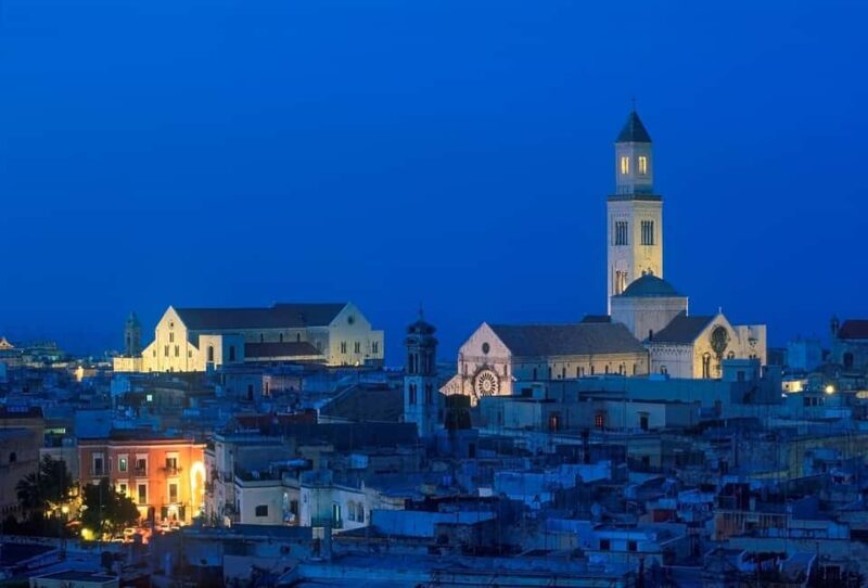 Bari: Ghosts and Legends Walking Tour - The Experience and Group Dynamics