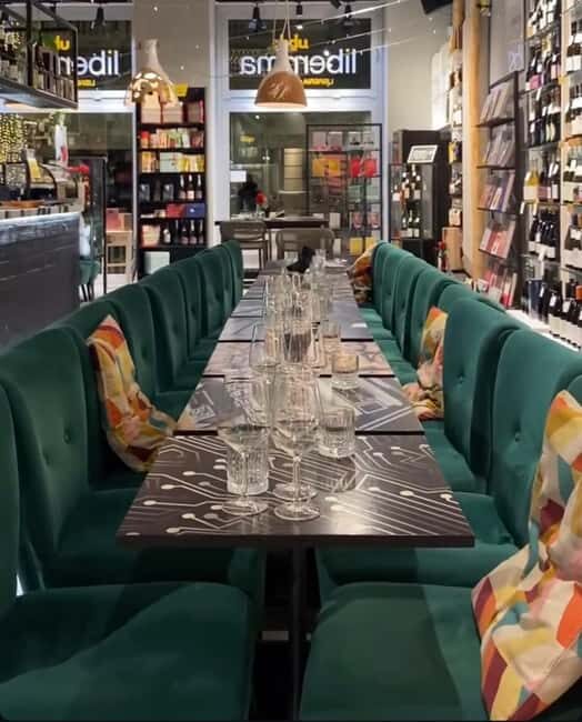 Bari: Primitivo wine tasting. A different way to discover Puglia - What to Expect from the Primitivo Tasting Experience