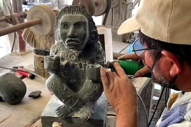 Basilica and Teotihuacan Tour in Spanish, from Mexico City - Who Is This Tour Best For?