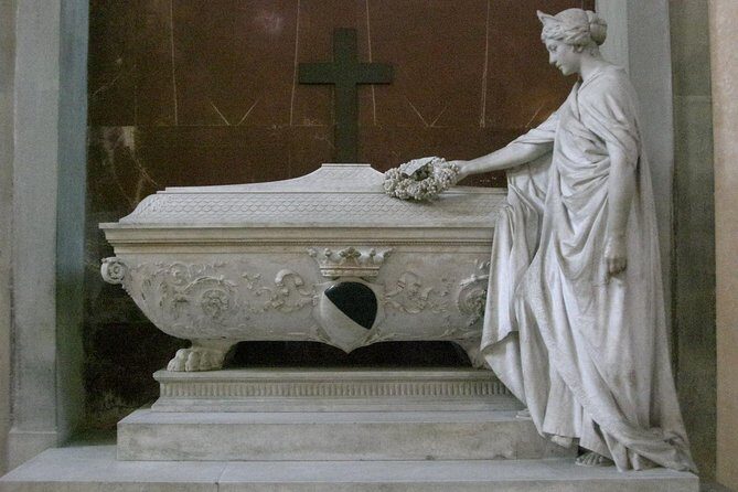 Basilica Santa Croce: "Walking Among the Masters of Florence" - Practical Details and Tips