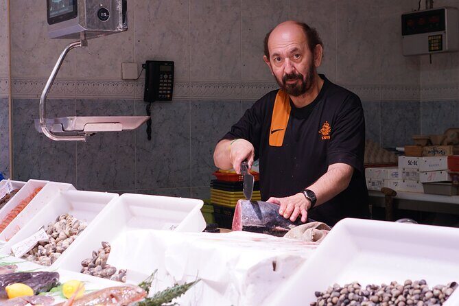 Basque Cooking Experience: Market Tour & Hands-On Class English - Who Would Love This?