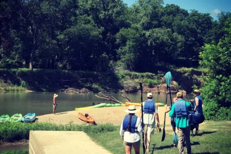 Bastrop: El Camino Real Paddle Trail Kayak and Canoe Rental - Key Points