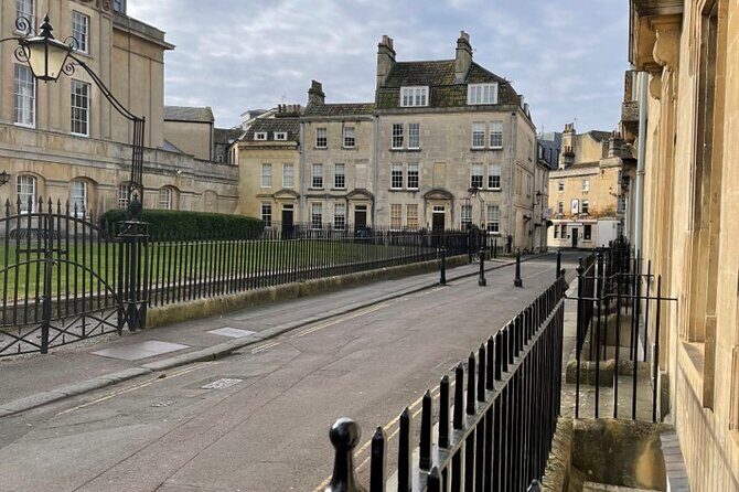 BATH: 2-Hour Bath Walking Tour of Bridgerton Filming Locations - FAQ