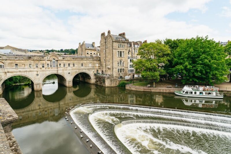 Bath: City Walking Tour with Optional Roman Baths Entry - The Experience: What to Expect