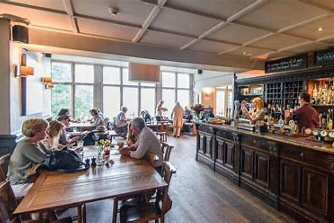 Bath: Guided tour of Historic Sights & Pubs - Key Points