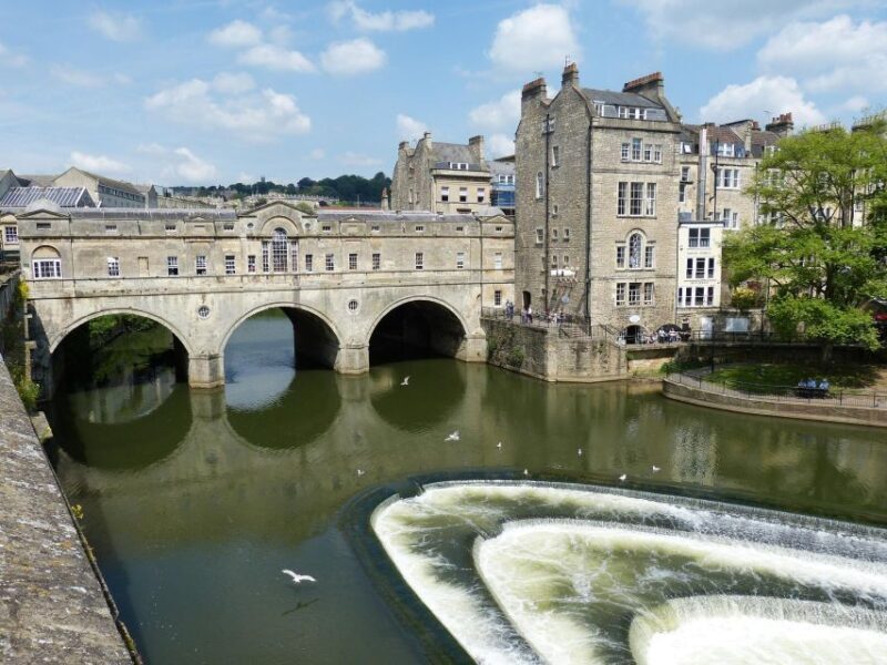 Bath Private Guided Walking Tour - Key Points