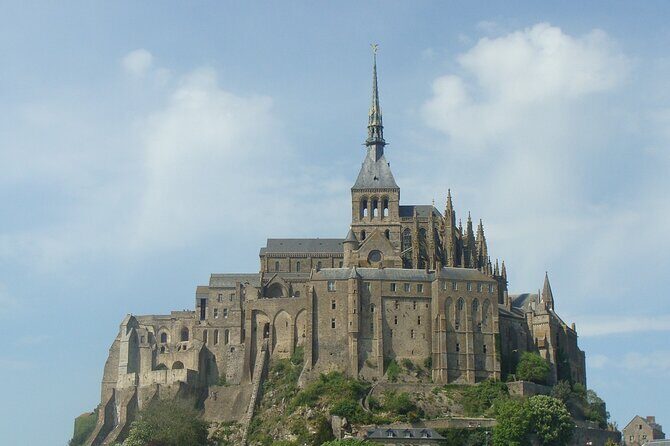 Bayeux Mont Saint-Michel Private Full-Day Tour - The Itinerary Breakdown