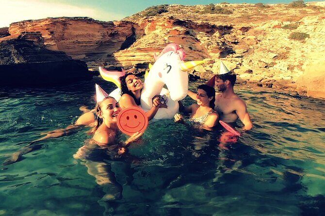 Beach Tours Mallorca. The Happy Vans. - An Honest Look at the Tour Experience