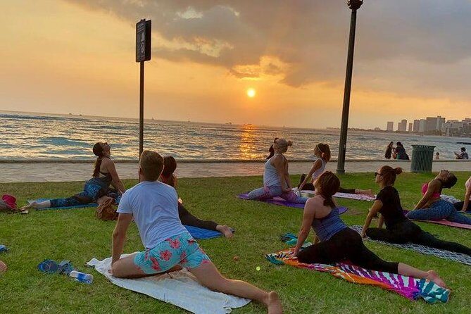 Beach Yoga on Waikiki with Diamondhead Backdrop - Key Points