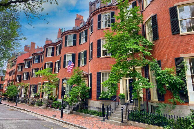 Beacon Hill Boston History + Photo Walking Tour (SMALL Group) - Discovering Beacon Hill: A Neighborhood Brimming with Charm