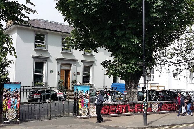 Beatles and Rock'n Roll - Private Taxi Tour with Hotel Pickup - The Pros and Cons