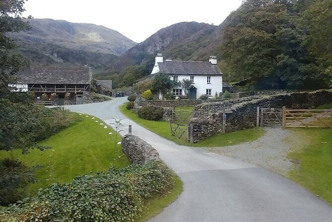 Beatrix Potter: Morning Half Day with an Expert Guide - includes entrance fees - FAQs