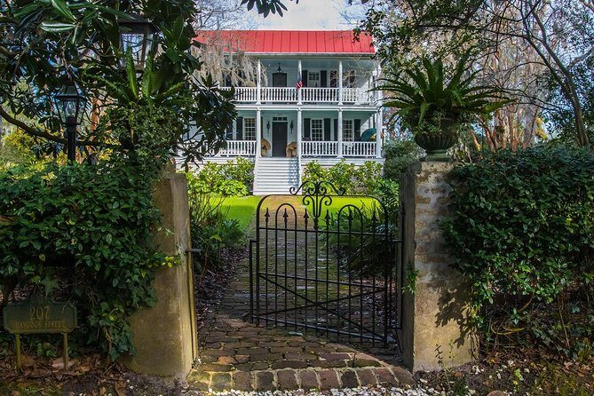 Beaufort City Minibus Tour - A Closer Look at the Beaufort City Minibus Tour