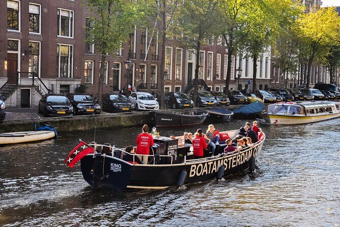 Beautiful (Open Boat) Canal Cruise in Amsterdam Open Bar included - Who Should Consider This Tour?