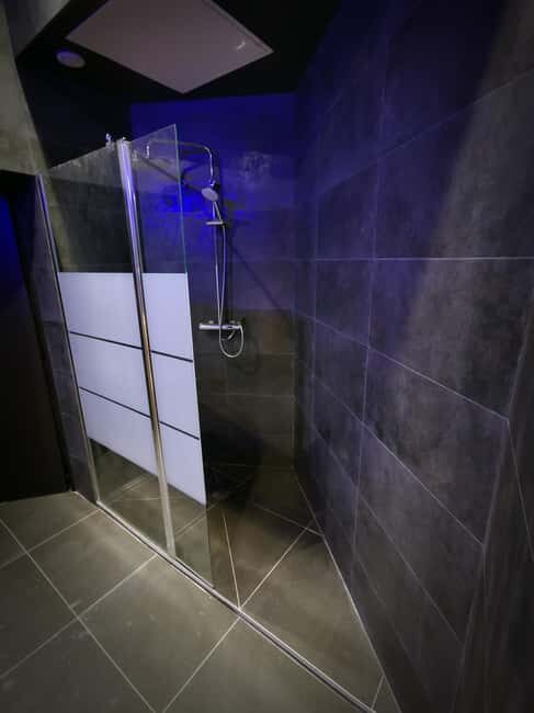 BEER SPA PARIS: Experience a beer spa - Key Points