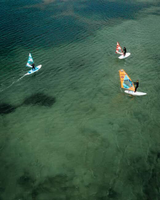 Beginner windsurf course in El Cotillo (4 hours) - FAQs