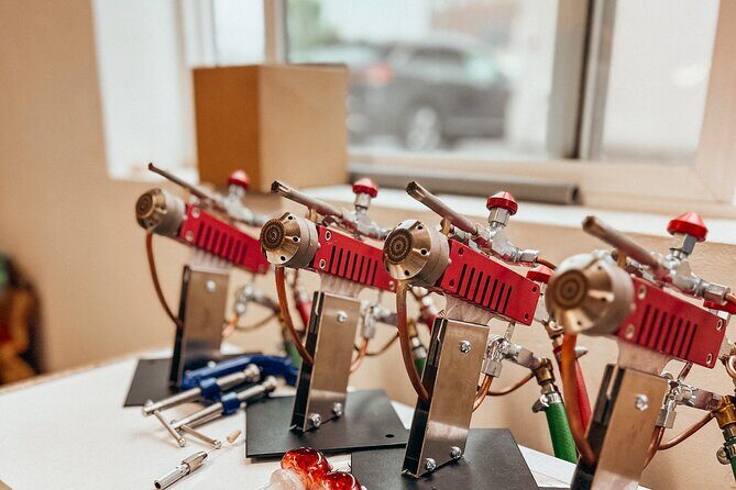 Beginner's Glass Blowing Lessons in Portland, Oregon - A Deep Dive Into the Glass Blowing Experience