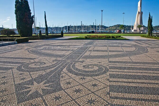 Belém District and the Salazar Dictatorship Legacy - Private Walking Tour - Who Should Consider This Tour?