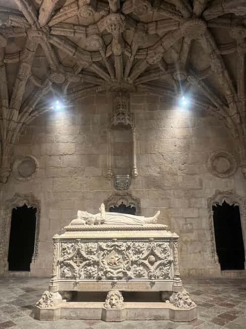 Belém: Private Tour with Locals - FAQ